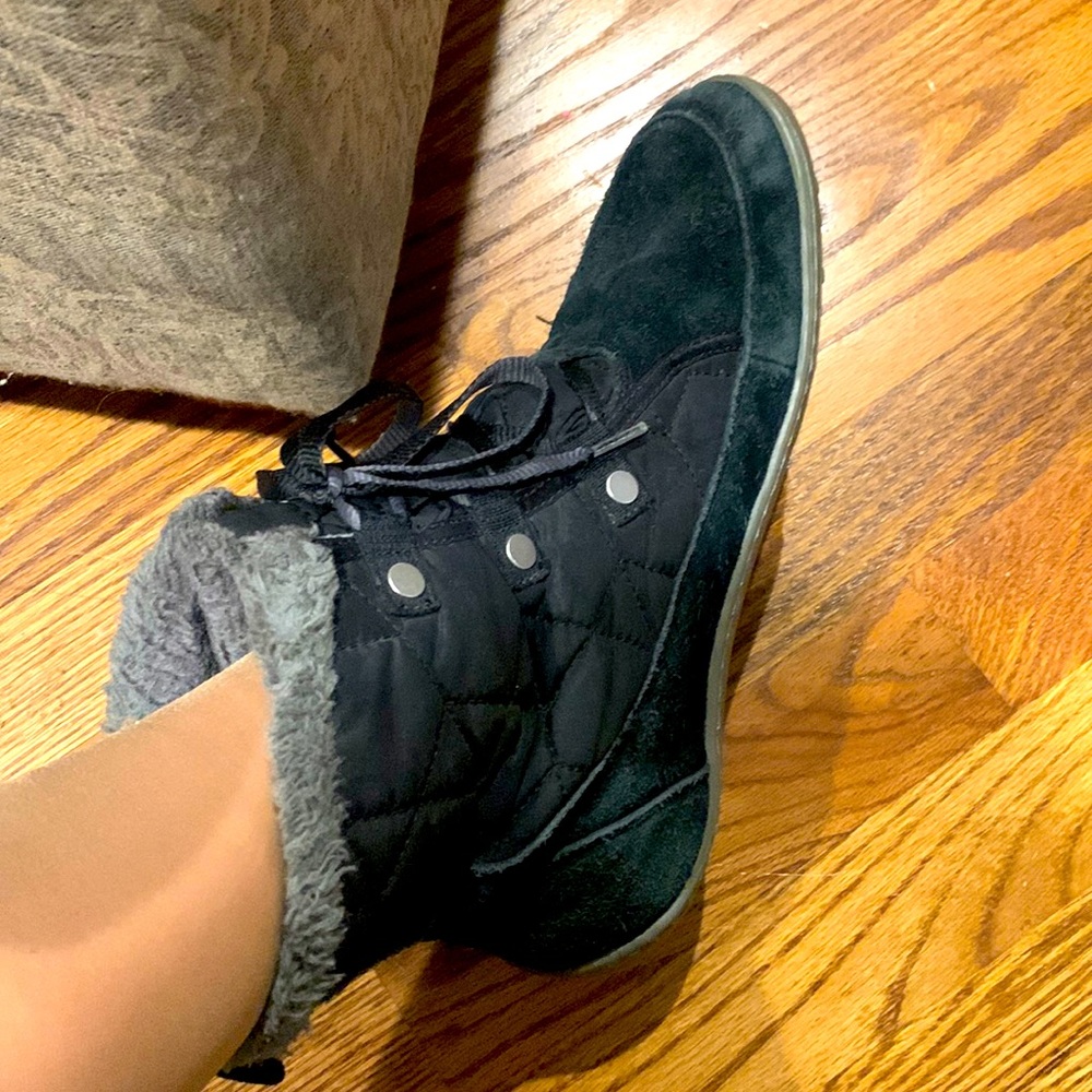 Columbia Omni-Tech Boot.